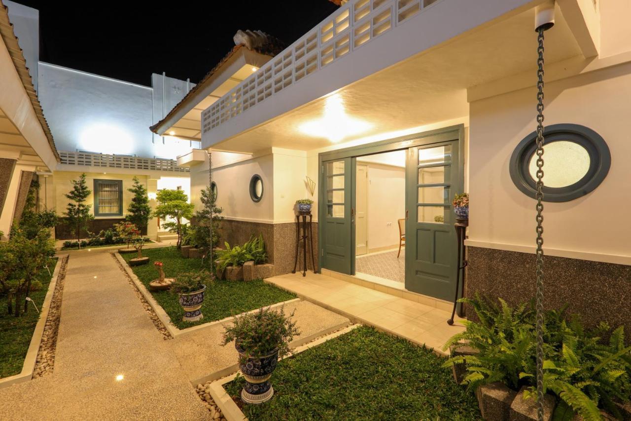 Ceria Hotel At Alun Alun Jogyakarta Zewnętrze zdjęcie