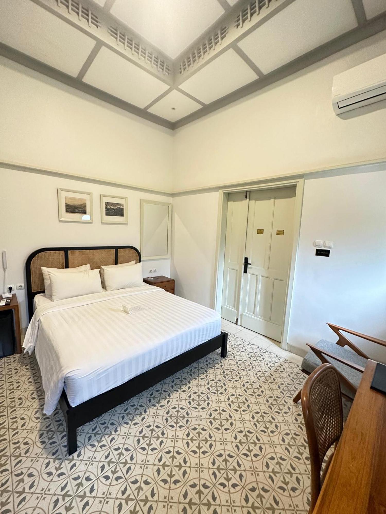Ceria Hotel At Alun Alun Jogyakarta Zewnętrze zdjęcie