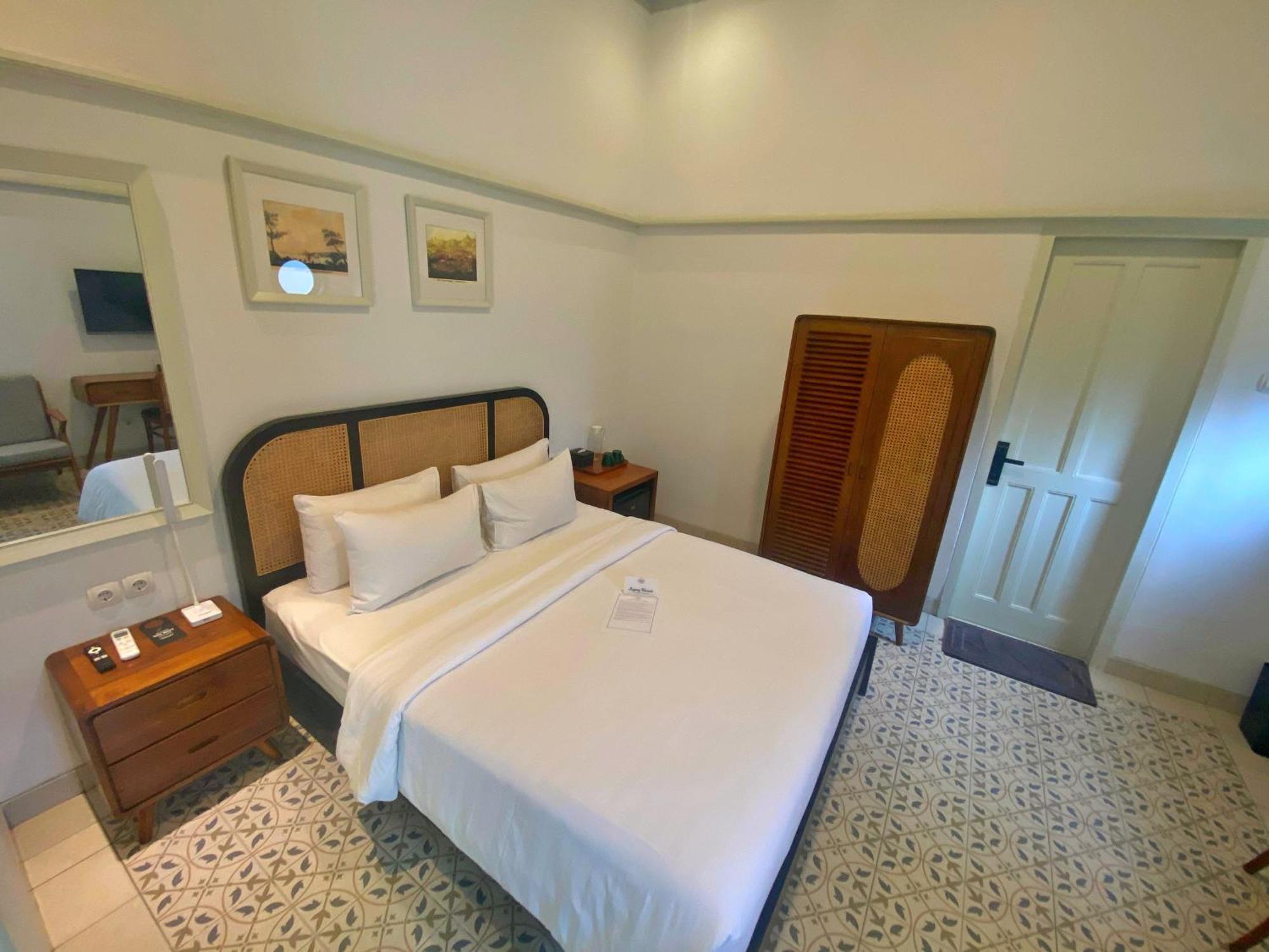 Ceria Hotel At Alun Alun Jogyakarta Zewnętrze zdjęcie